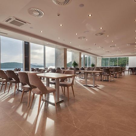 Marea Hotel & Spa Неум Экстерьер фото